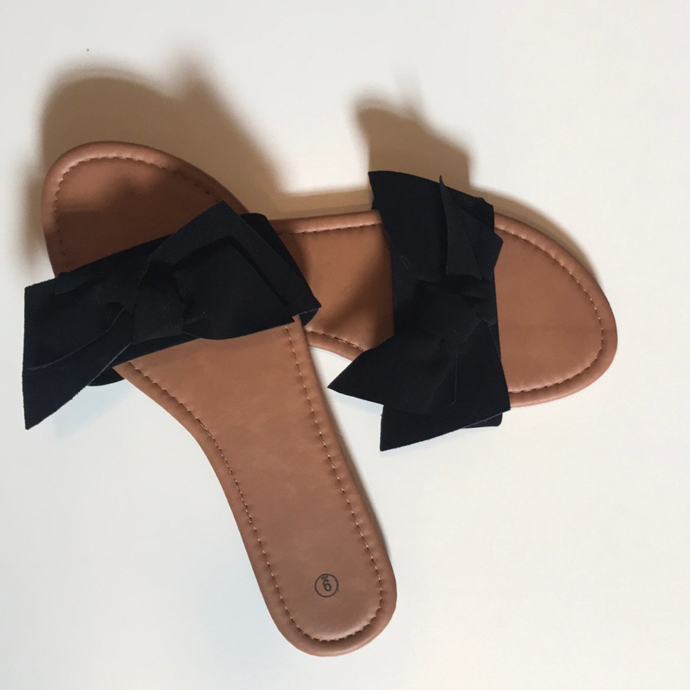 Bow Flip Flop